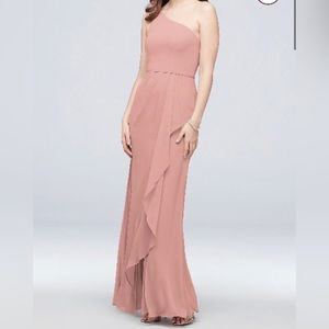 Blush chiffon David’s Bridal bridesmaid dress! Size 8, worn once!